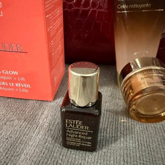 Estee Lauder Cleansing, Revitalizing supreme cream, Advance Night Repair Set - Picture 4 of 9